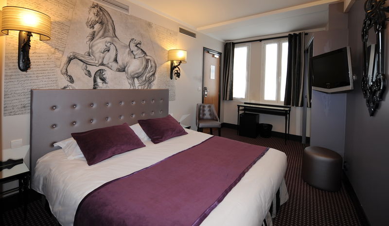 Hotel Des Ducs D'Anjou Paris Bagian luar foto