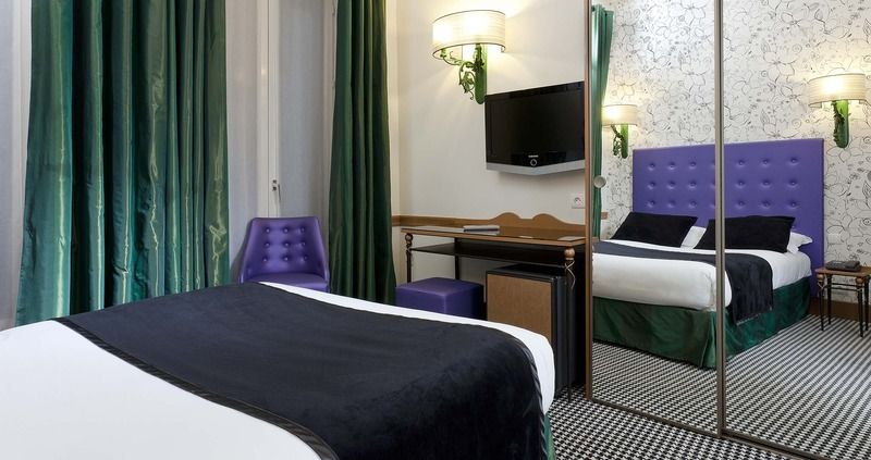 Hotel Des Ducs D'Anjou Paris Bagian luar foto